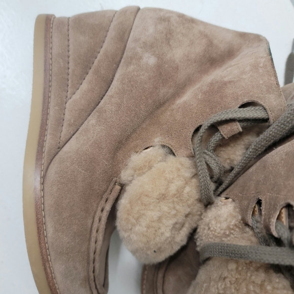 Chloe Peggy Suede Shearling Fur Wedge Bootie - Picture 6 of 7